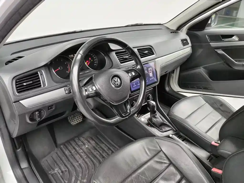 Volkswagen Gran Lavida 2018 — фото 12