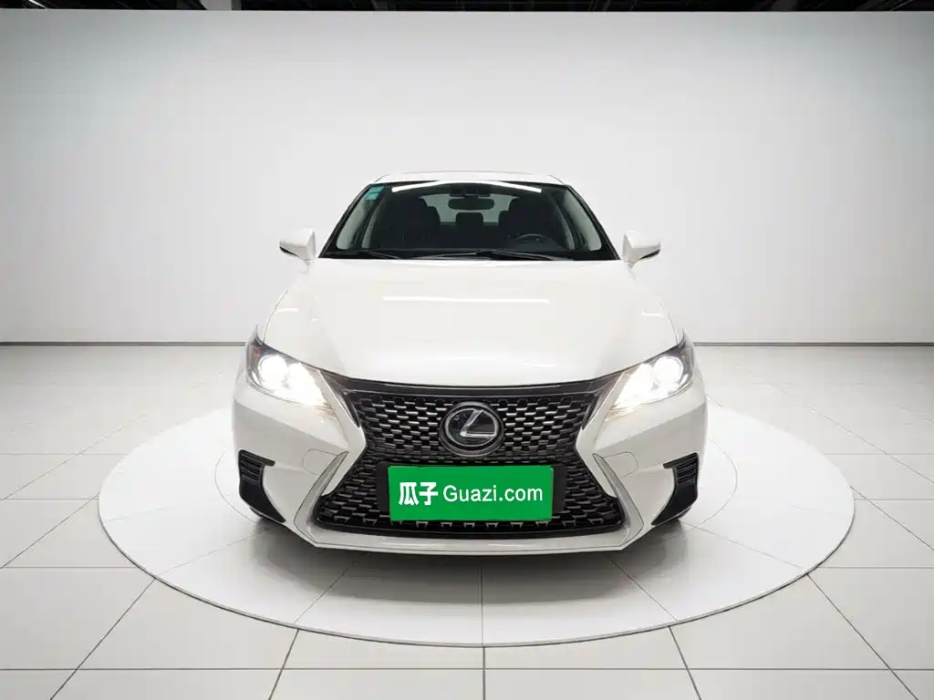 Lexus CT 2019