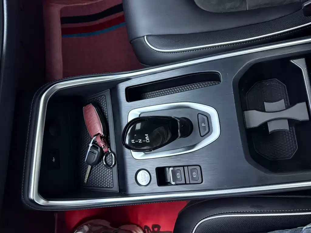 Haval H6 2021 — фото 12