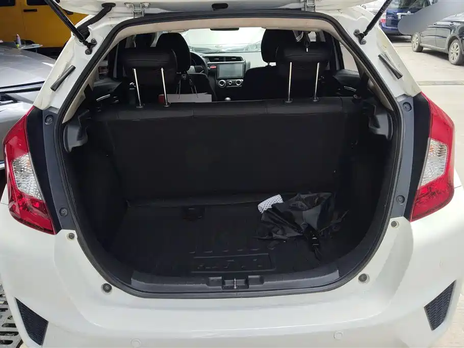 Honda Fit 2016 — фото 4