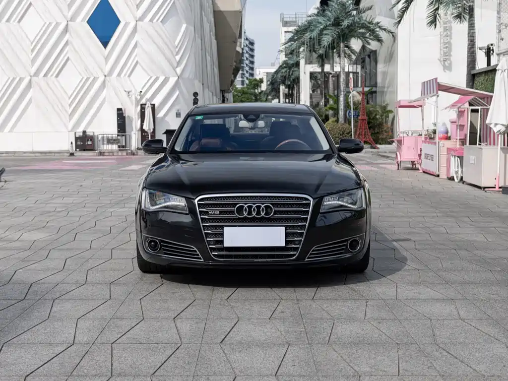 Audi A8 2013