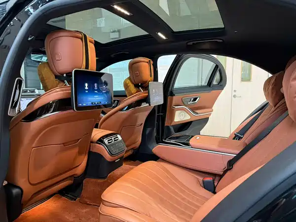 Mercedes-Benz S-Class 2021