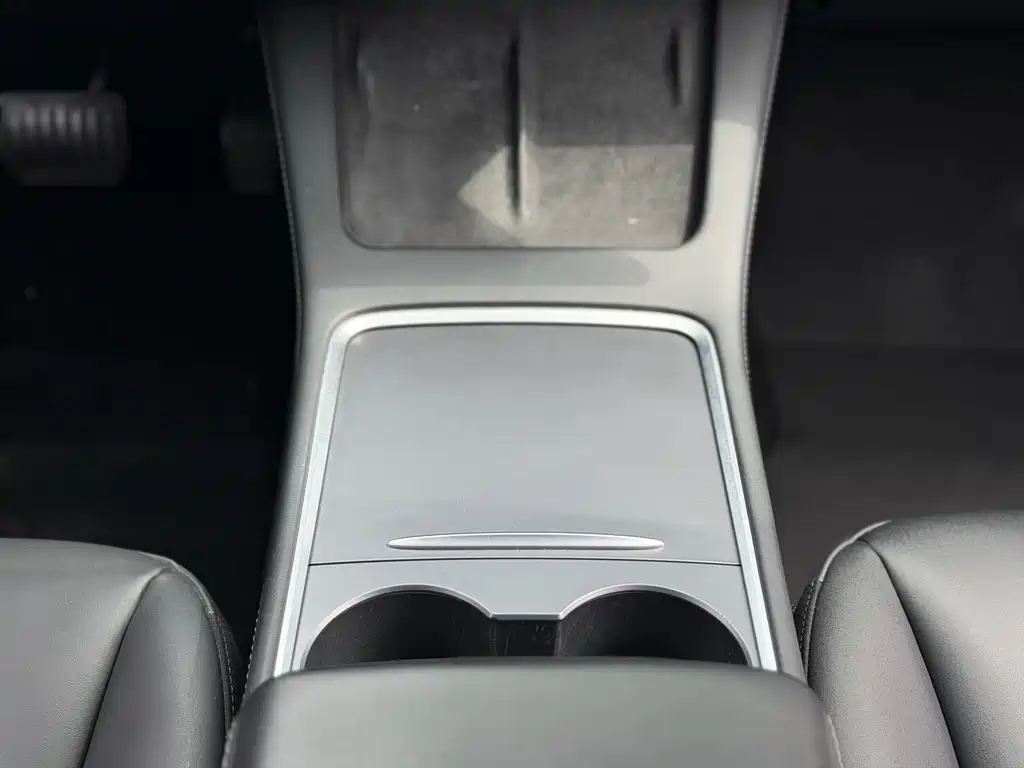Tesla Model 3 2021 — фото 15