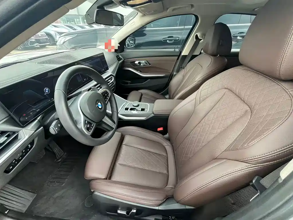 BMW 3 Series 2024