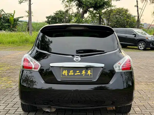 Nissan Tiida 2013