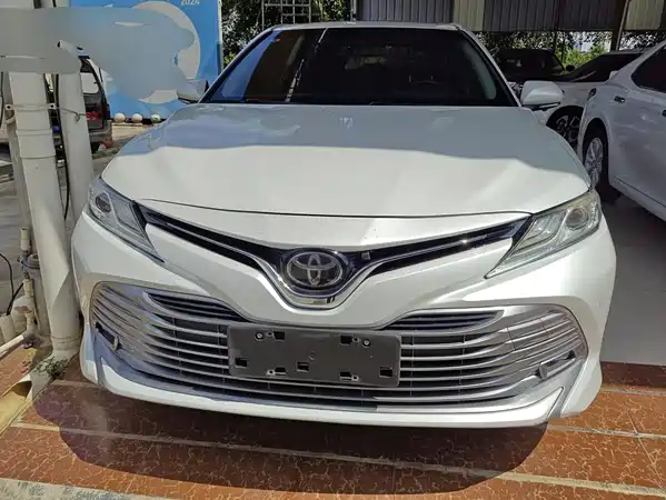 Toyota Camry 2019