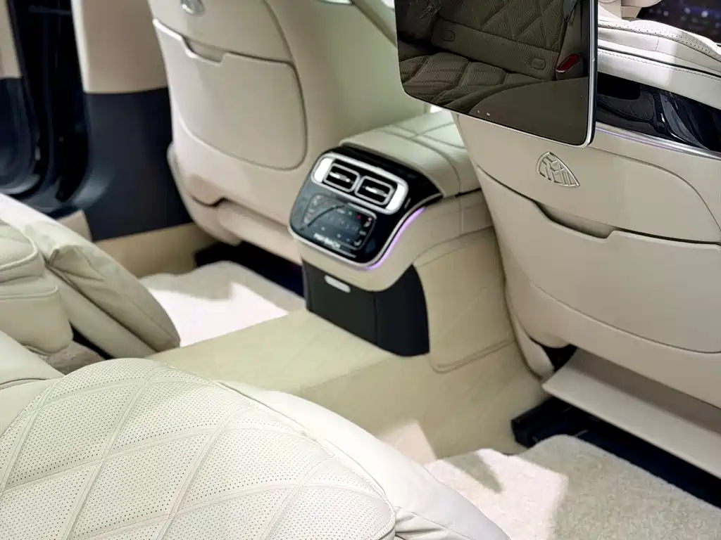 Mercedes-Benz Maybach S-Class 2026 — фото 12