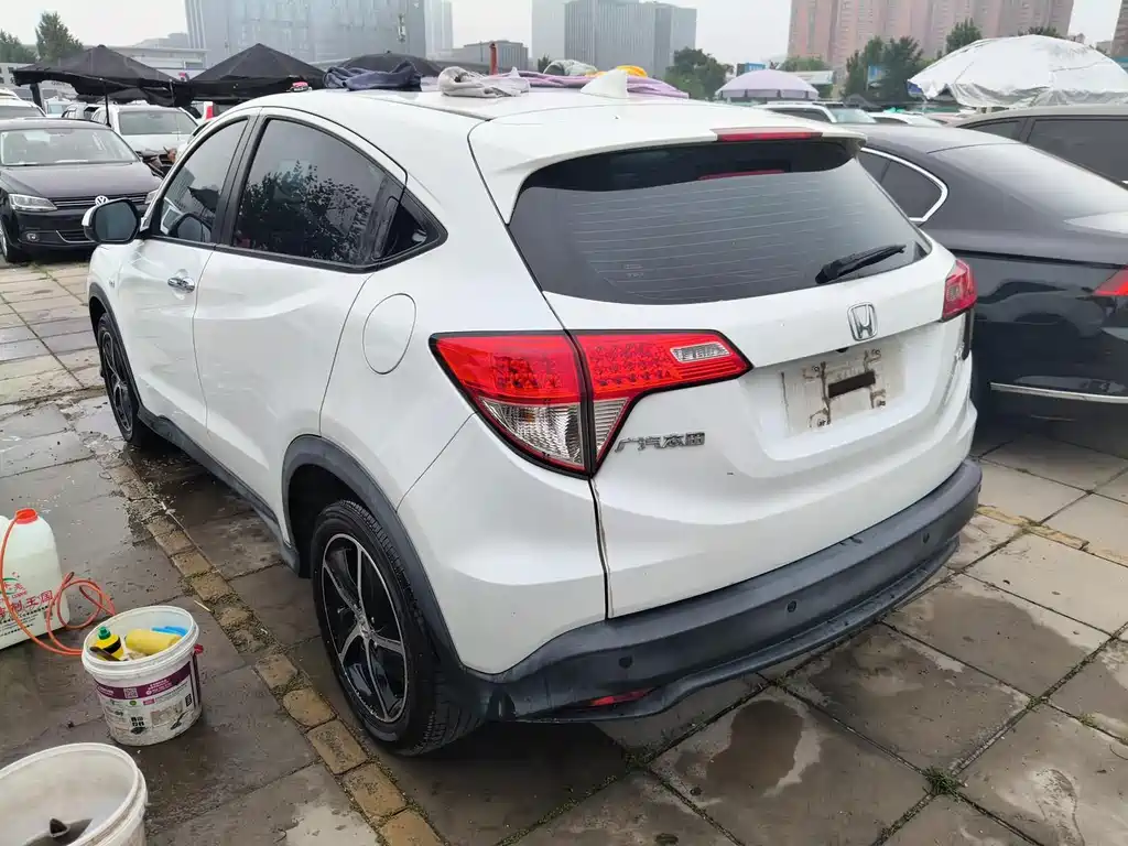 Honda Vezel 2020 — фото 4