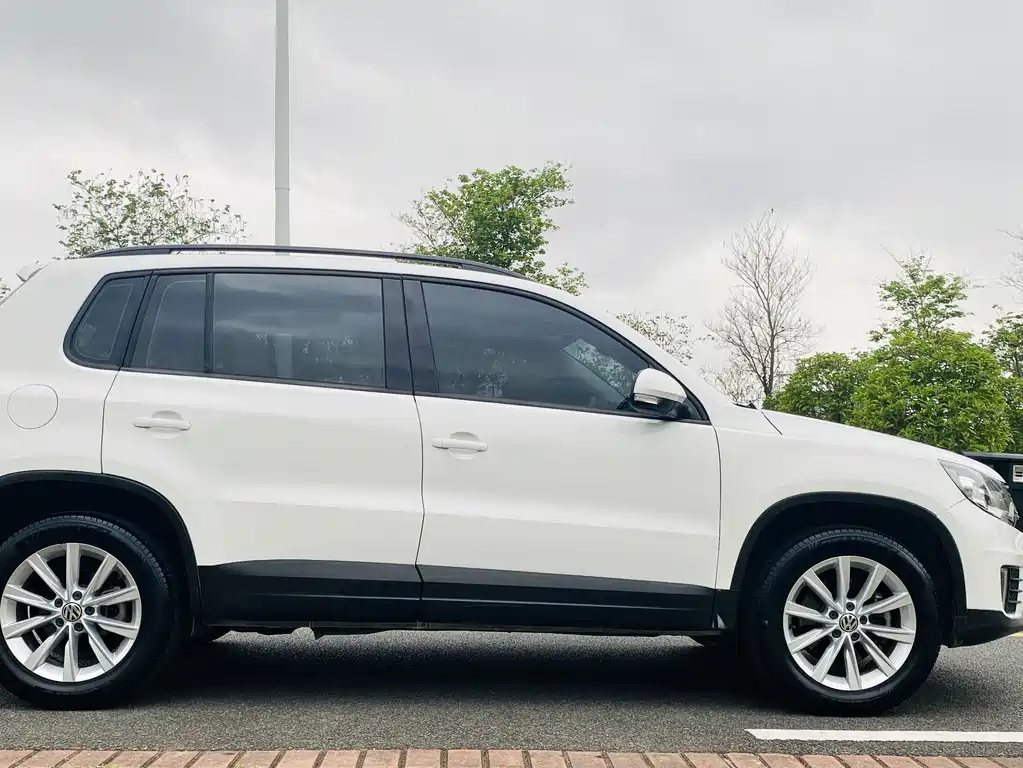 Volkswagen Tiguan 2017 — фото 4