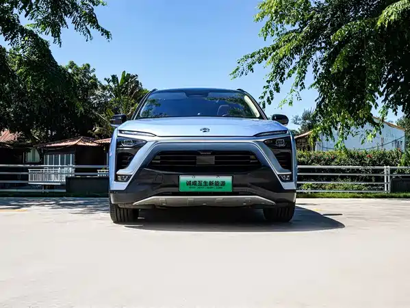 NIO ES8 2018