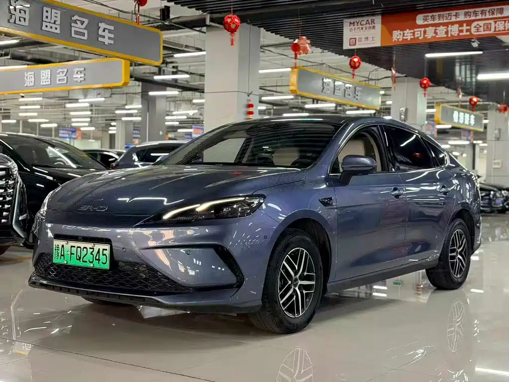 BYD Seal 05 DM-i 2025 — фото 1