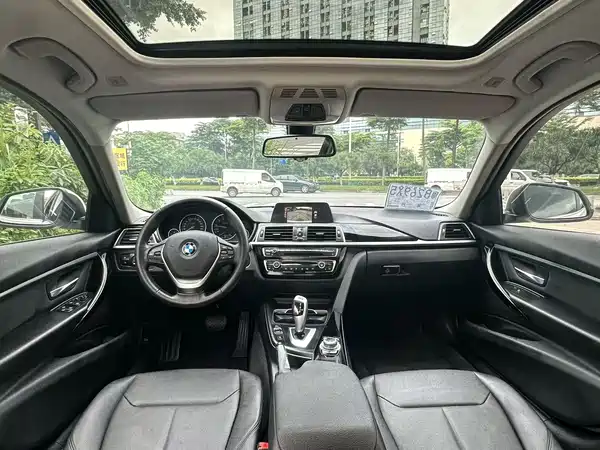BMW 3 Series 2016