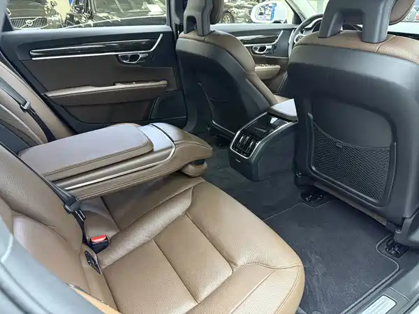 Volvo S90 2018