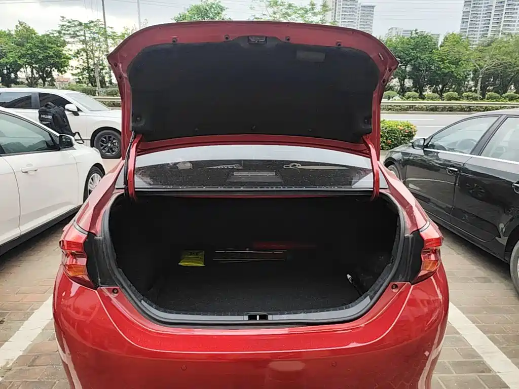 Toyota Levin 2018 — фото 18