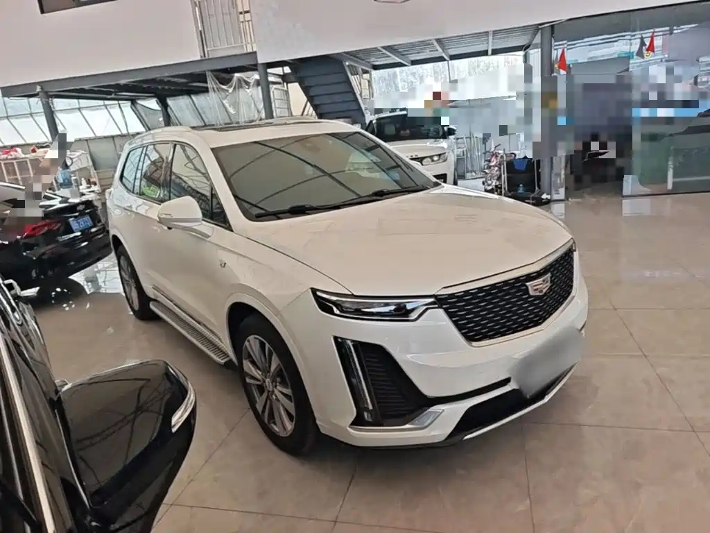 Cadillac XT6 2020 — фото 4