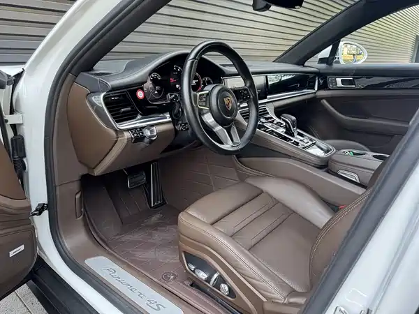 Porsche Panamera 2017