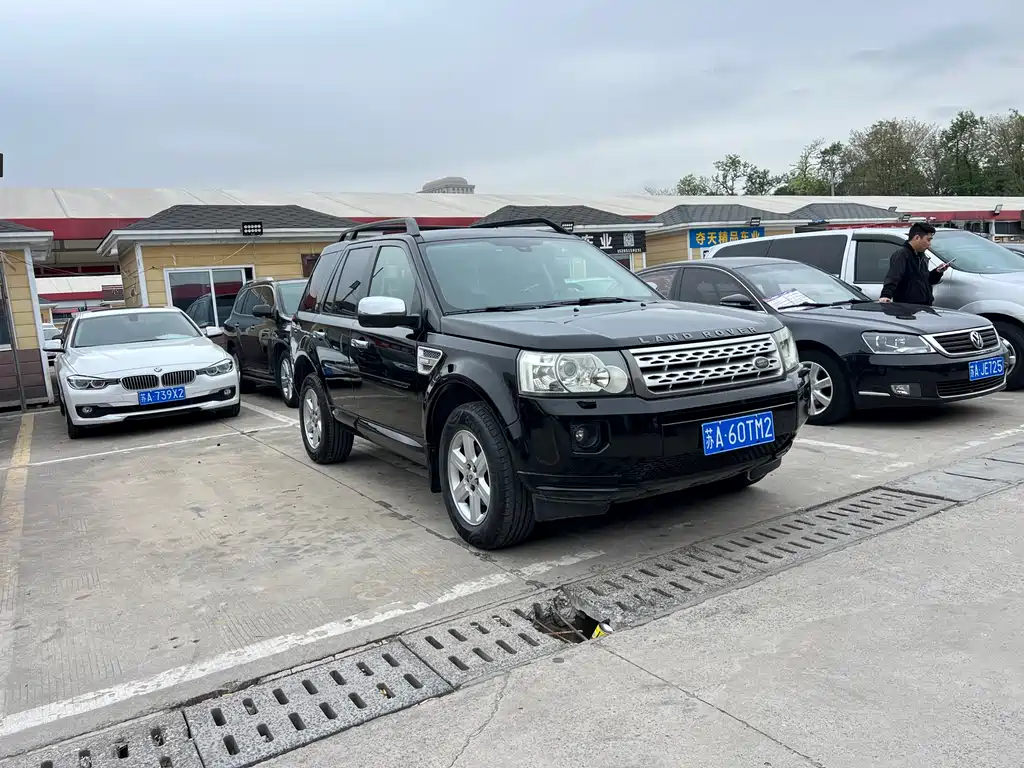Land Rover Freelander 2 2011 — фото 2