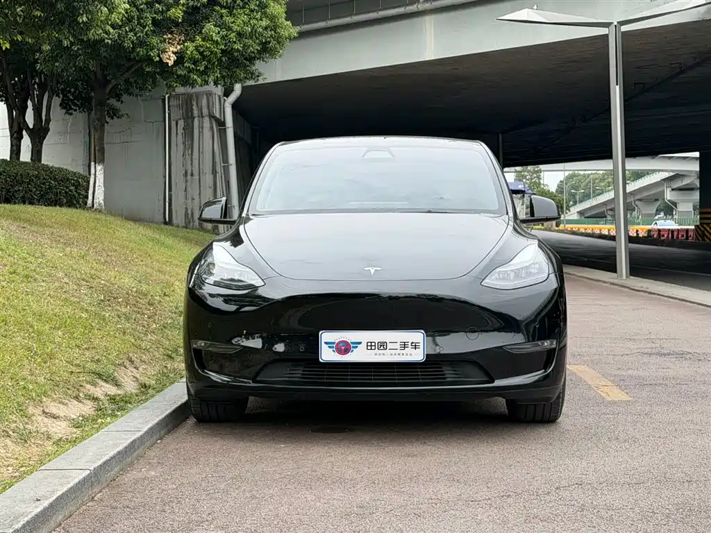 Tesla Model Y 2022 — фото 2