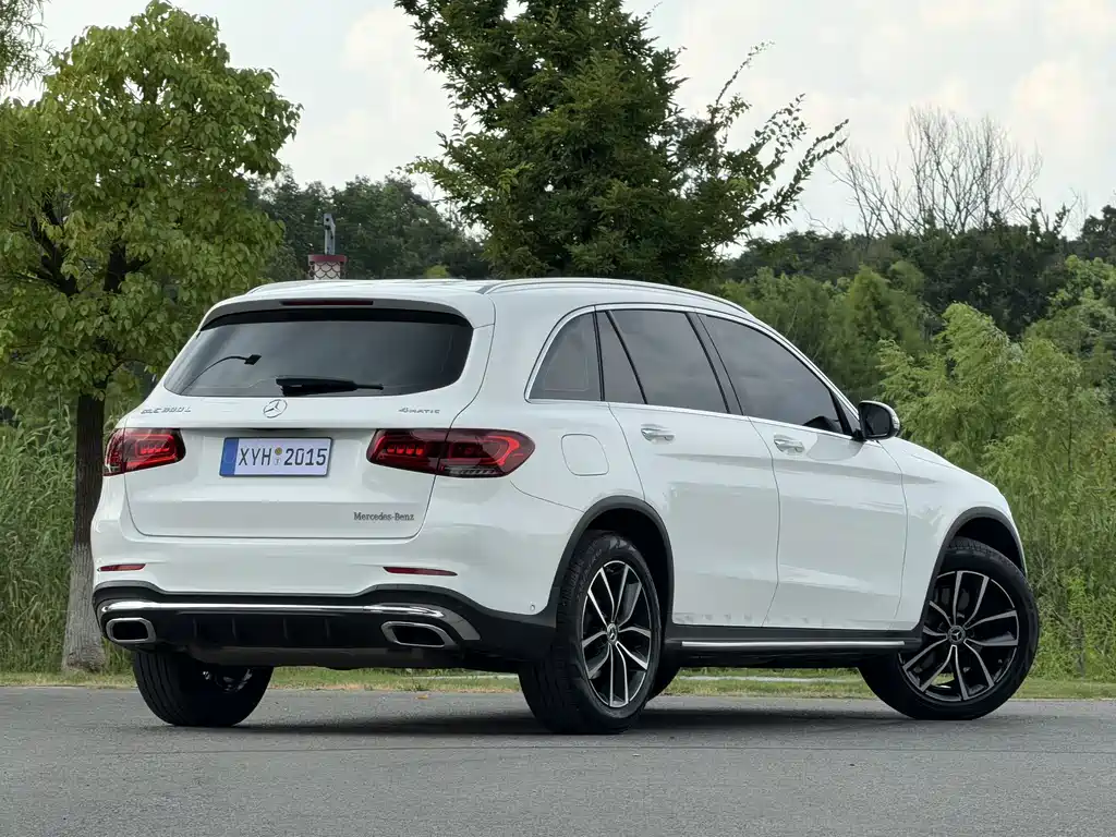 Mercedes-Benz GLC 2020 — фото 18