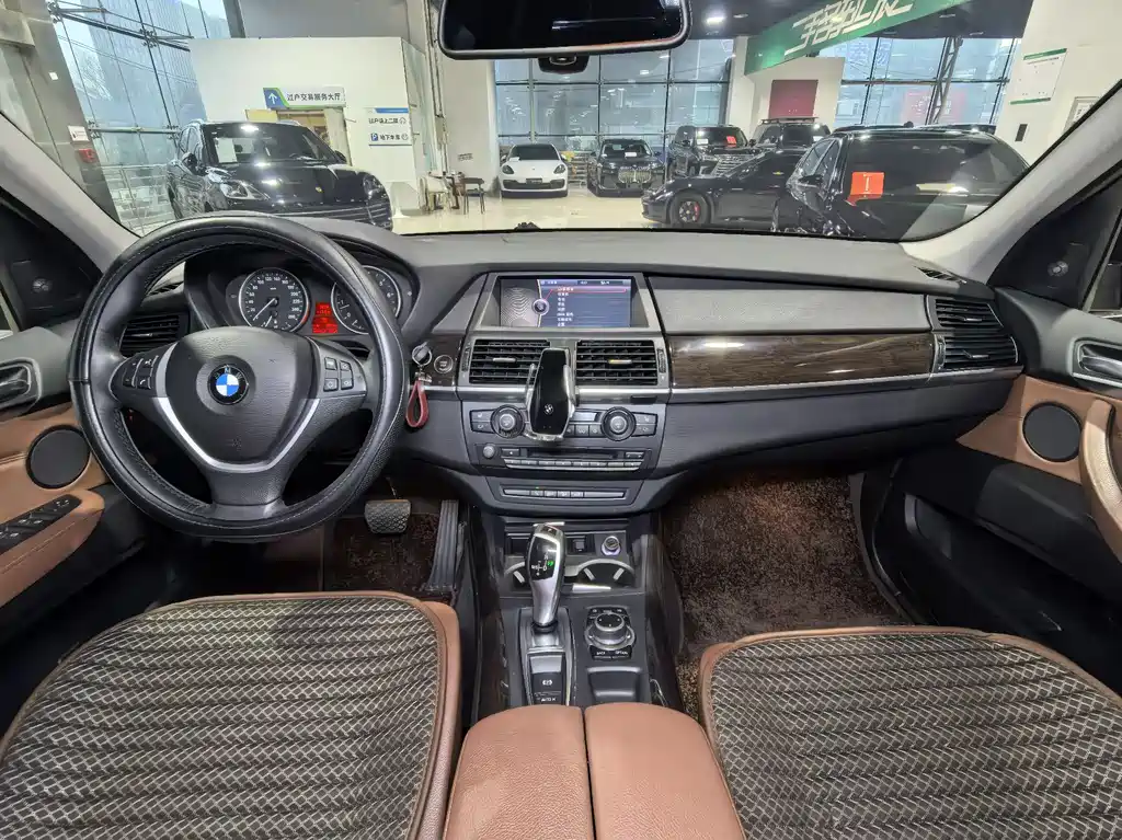 BMW X5 2011 — фото 14