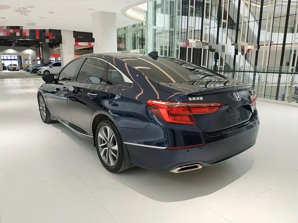 Honda Inspire 2020 — фото 23