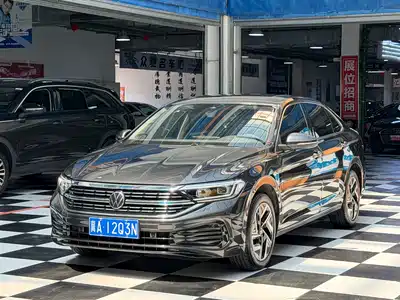 Volkswagen Sagitar 2022