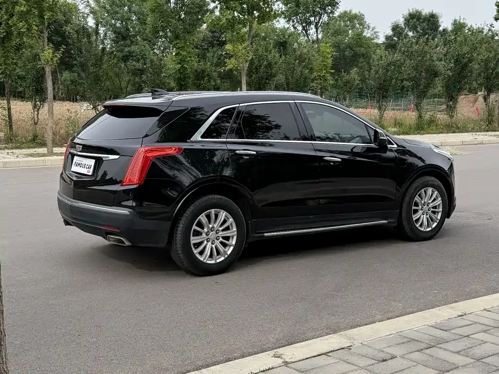 Cadillac XT5 2018 — фото 6