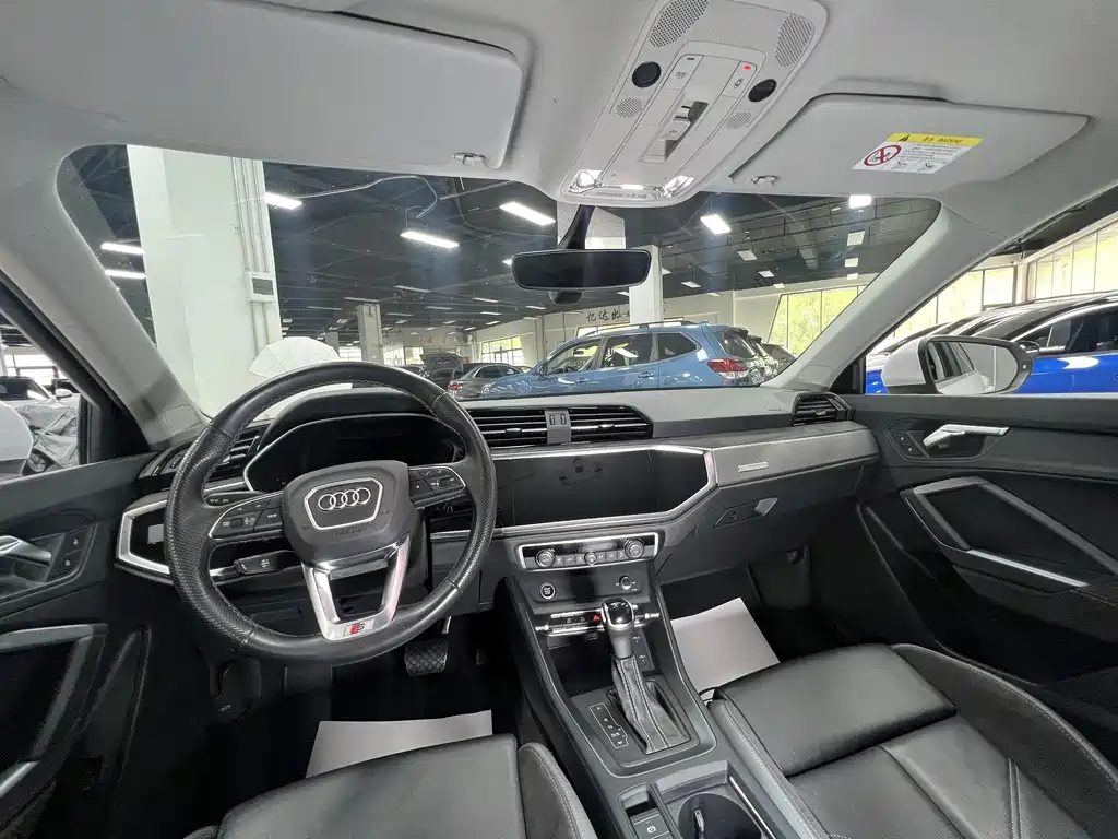 Audi Q3 Sportback 2022 — фото 21