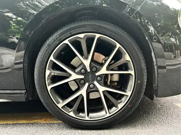 Lynk & Co 03 2020