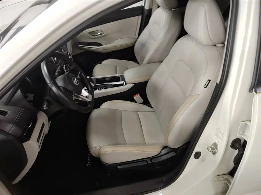 Nissan Sylphy 2019 — фото 15