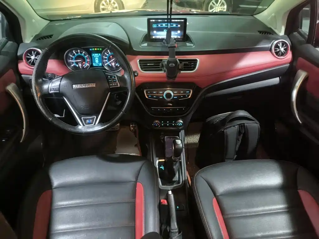 Haval H1 2016 — фото 10