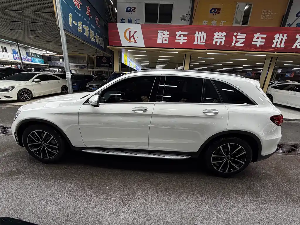 Mercedes-Benz GLC 2020 — фото 36