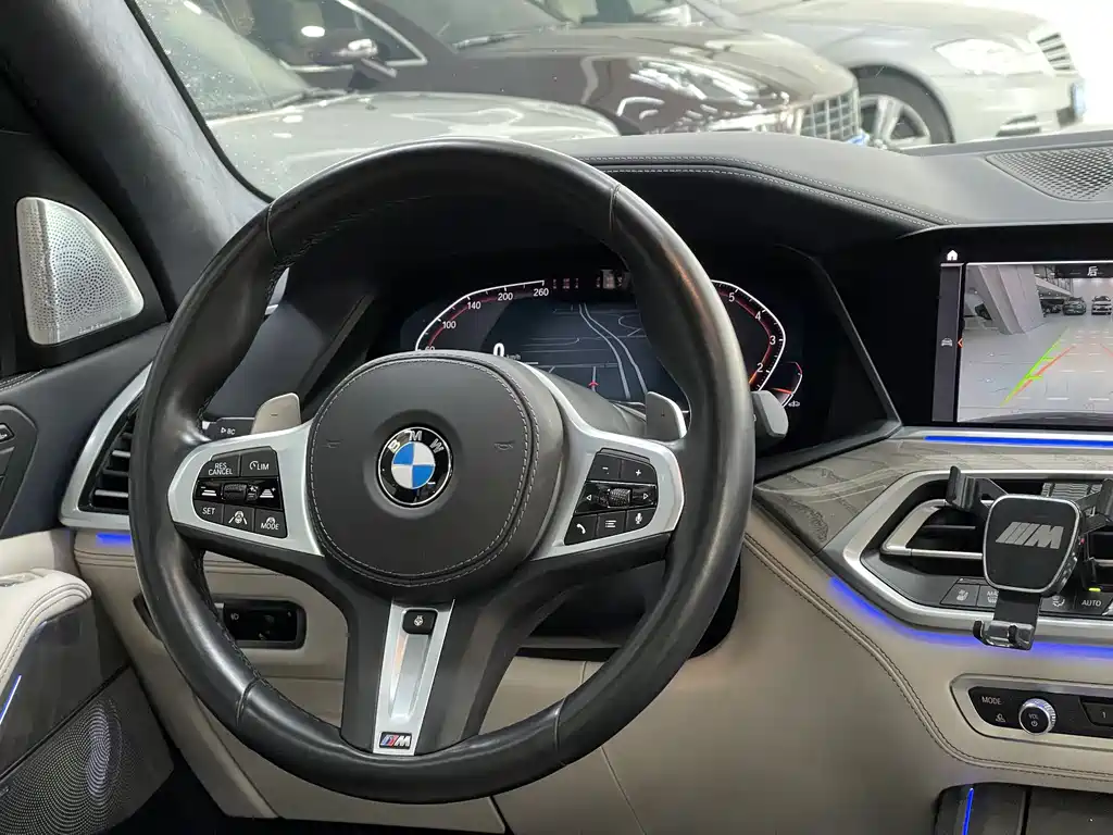 BMW X7 2021 — фото 12