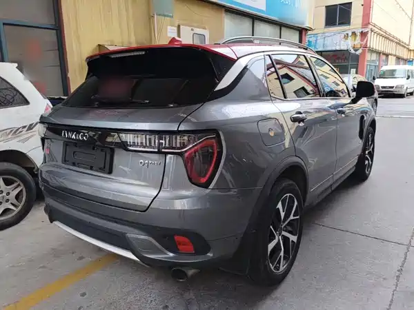 Lynk & Co 01 EM-P 2019