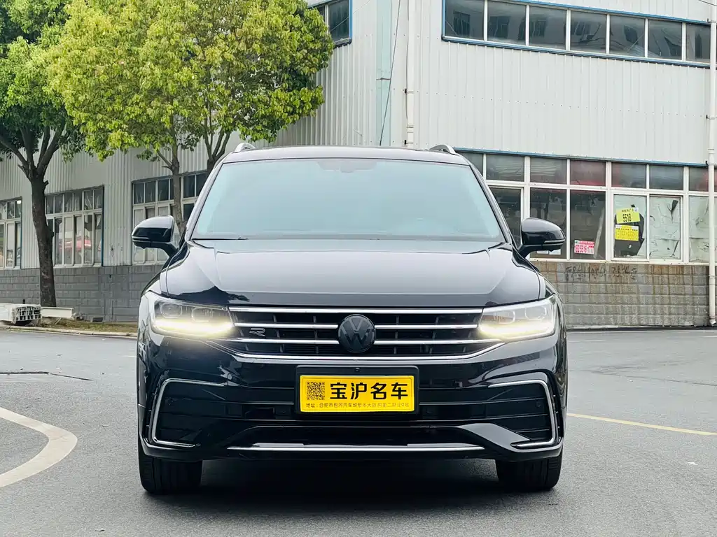 Volkswagen Tiguan L 2024 — фото 2