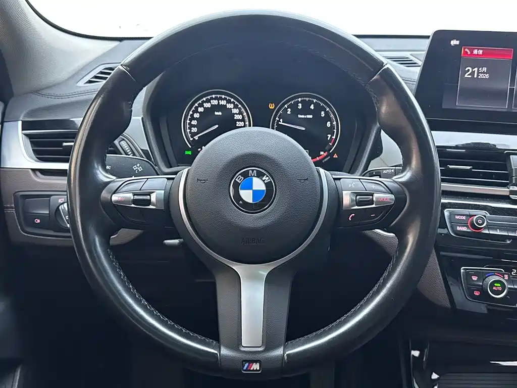 BMW X2 2022 — фото 14