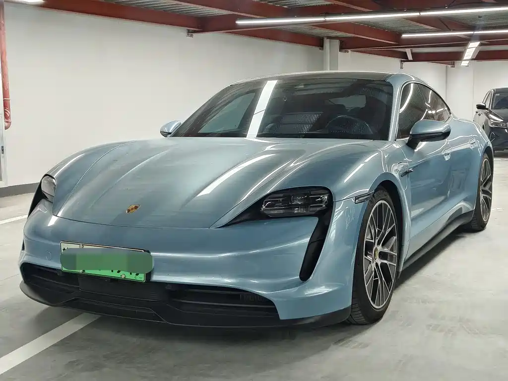 Porsche Taycan 2021