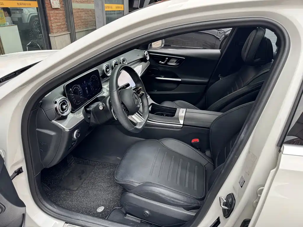 Mercedes-Benz C-Class 2022 — фото 8