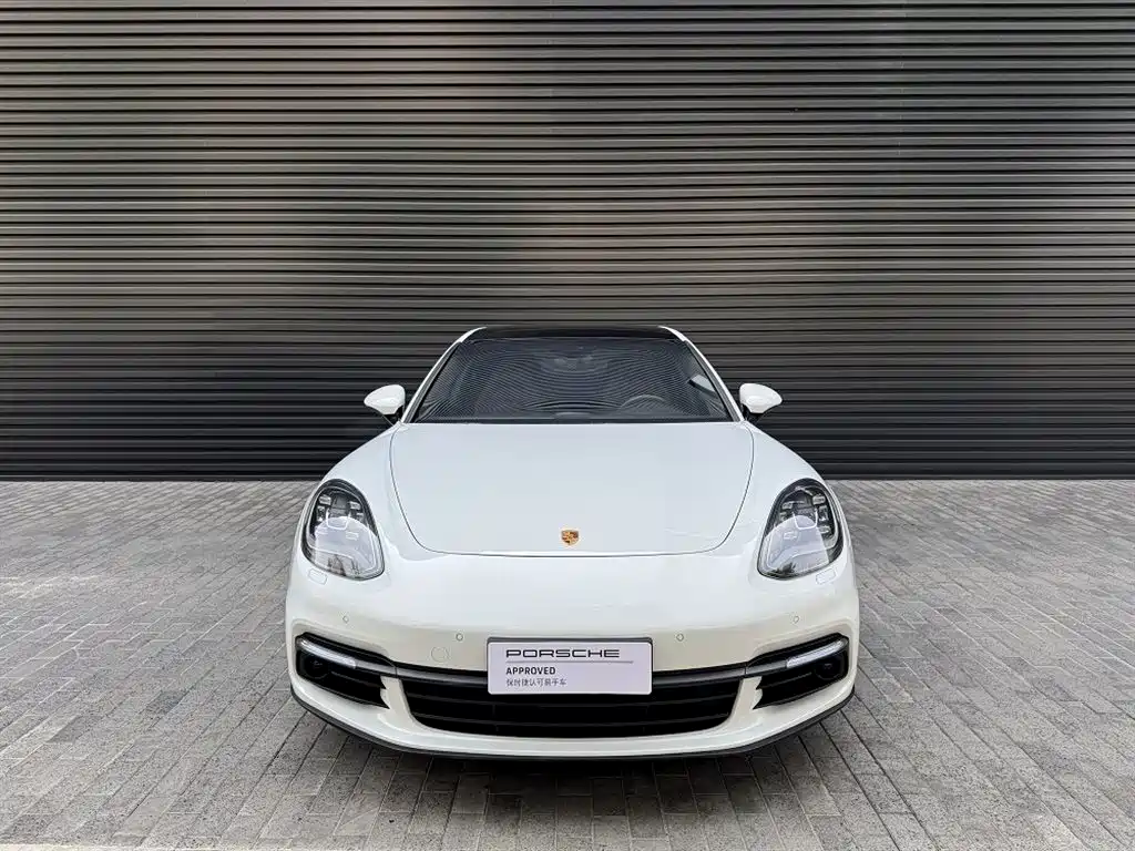 Porsche Panamera 2017 — фото 9