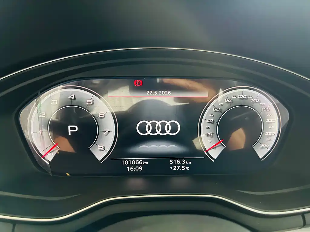 Audi A4L 2020 — фото 11