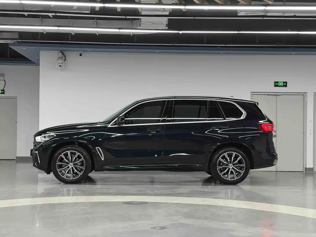 BMW X5 2023 — фото 29
