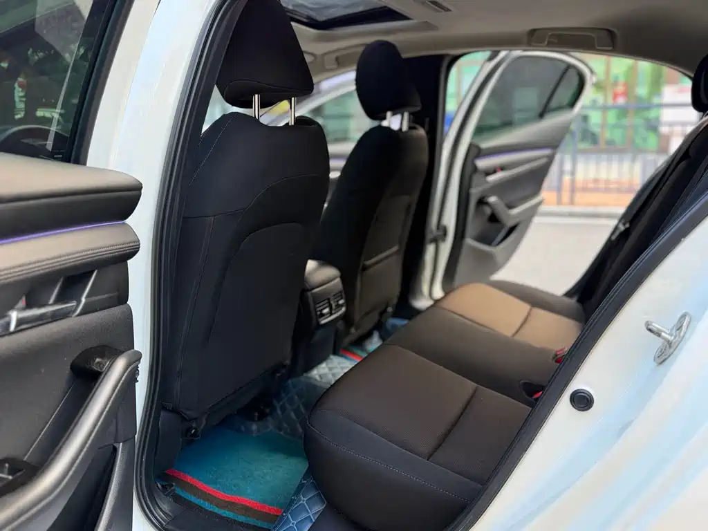 Mazda 3 Axela 2021