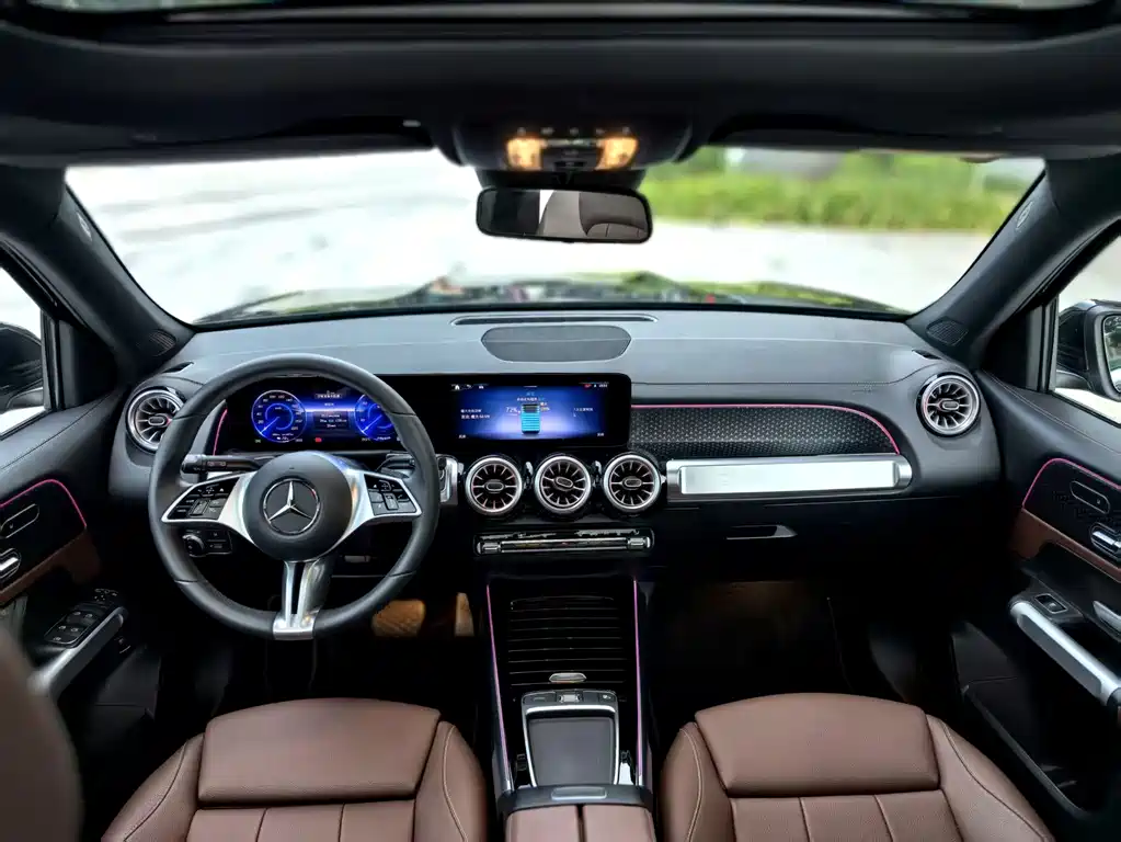 Mercedes-Benz EQB 2025