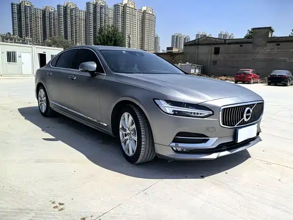 Volvo S90 2019