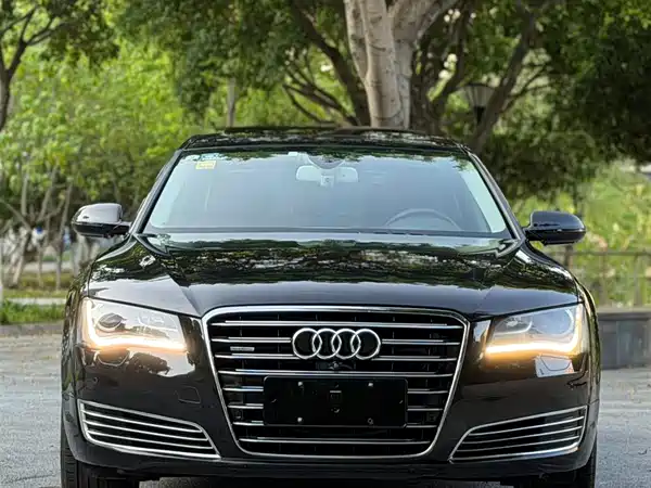Audi A8 2013