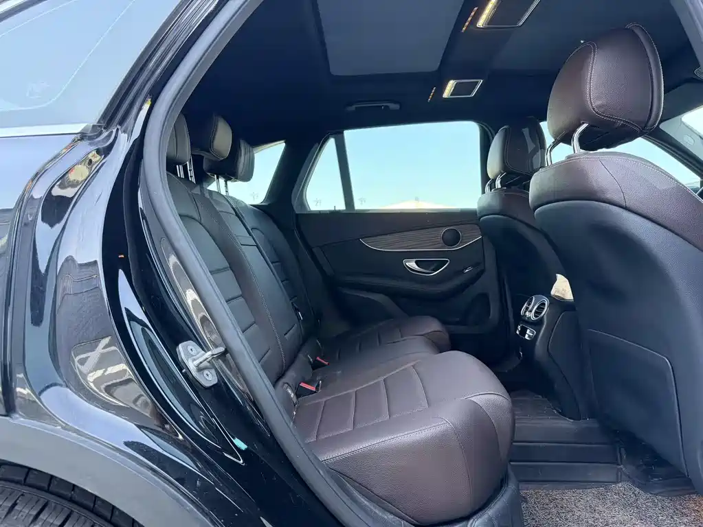 Mercedes-Benz GLC 2022 — фото 15