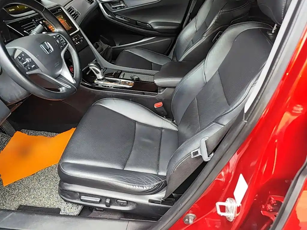 Honda Spirior 2015 — фото 11