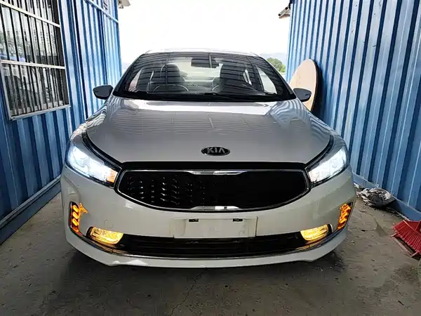 Kia K3 2016