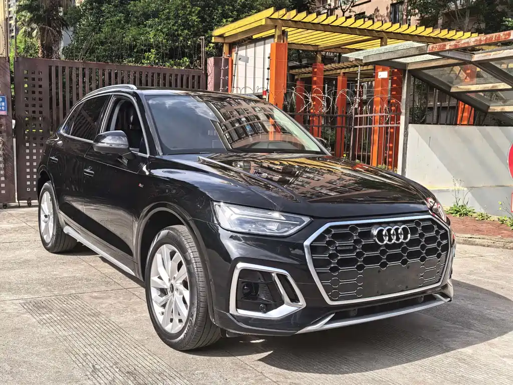 Audi Q5L 2022 — фото 3