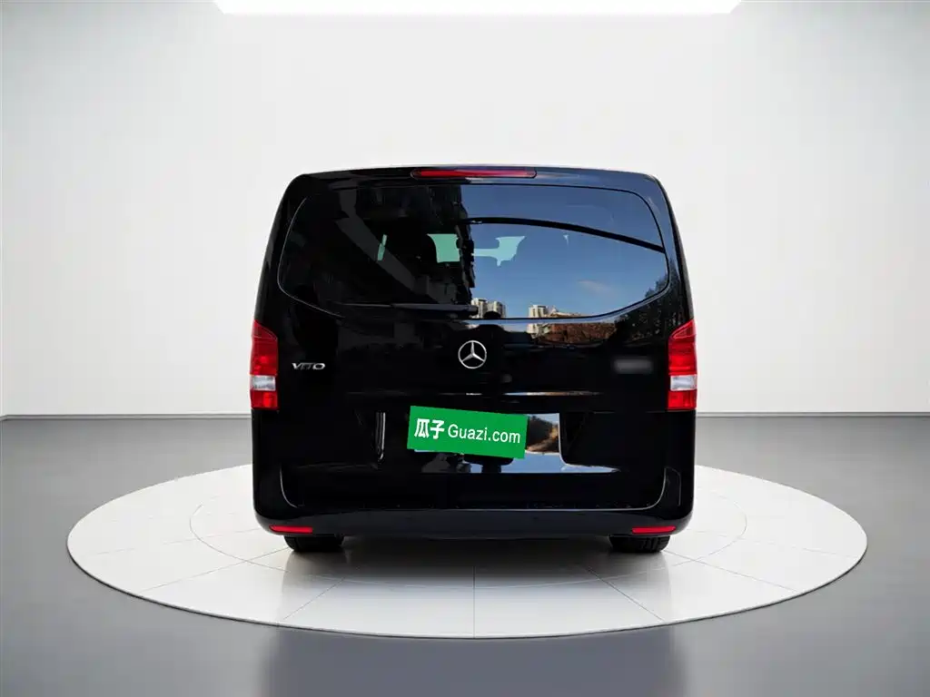 Mercedes-Benz Vito 2024 — фото 4